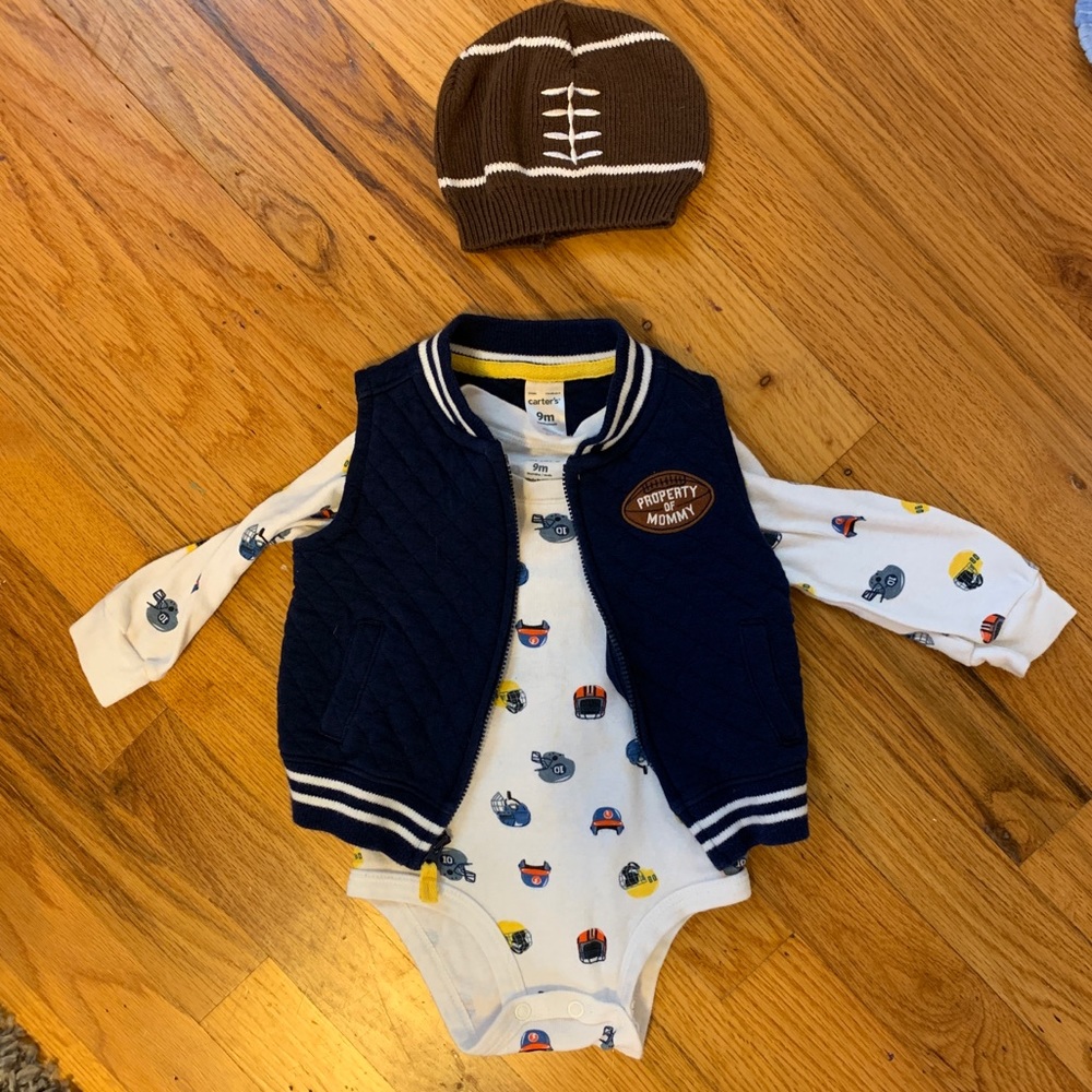 Cute football outfit with beanie